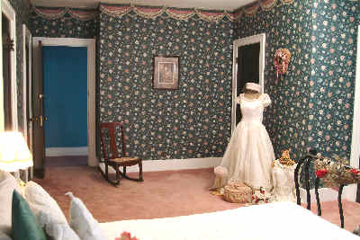 Photo of Mamie's Honeymoon Suite at Abilene's Victorian Inn in Abilene, Kansas